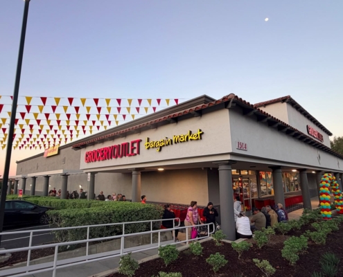 Grocery Outlet Bargain Market